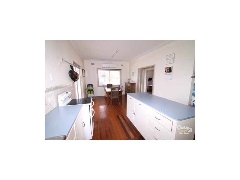 9 Hilton Street, Glen Innes NSW 2370