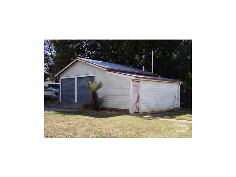 9 Hilton Street, Glen Innes NSW 2370