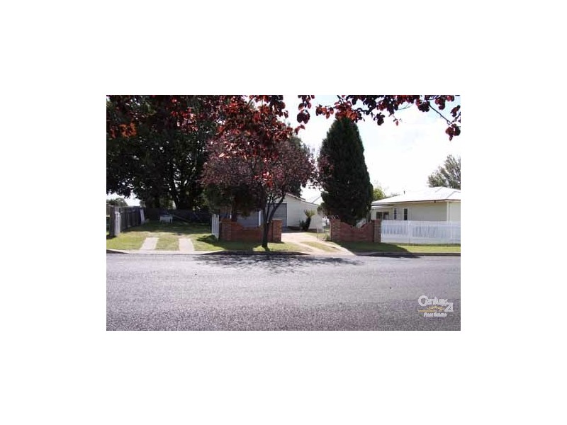 9 Hilton Street, Glen Innes NSW 2370