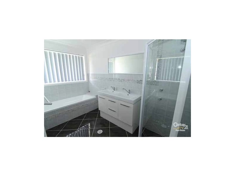 419 Grey Street, Glen Innes NSW 2370
