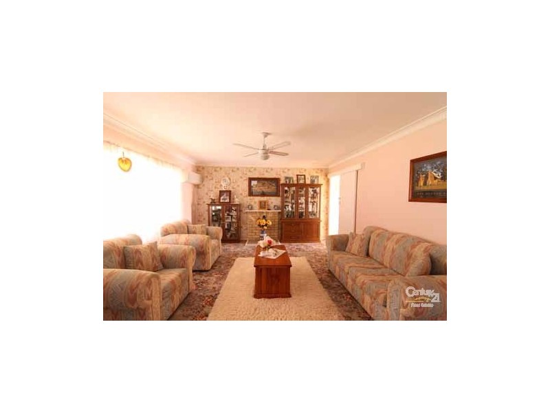 99 Coronation, Glen Innes NSW 2370