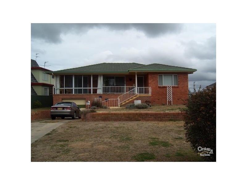 35 Cross Street, Glen Innes NSW 2370