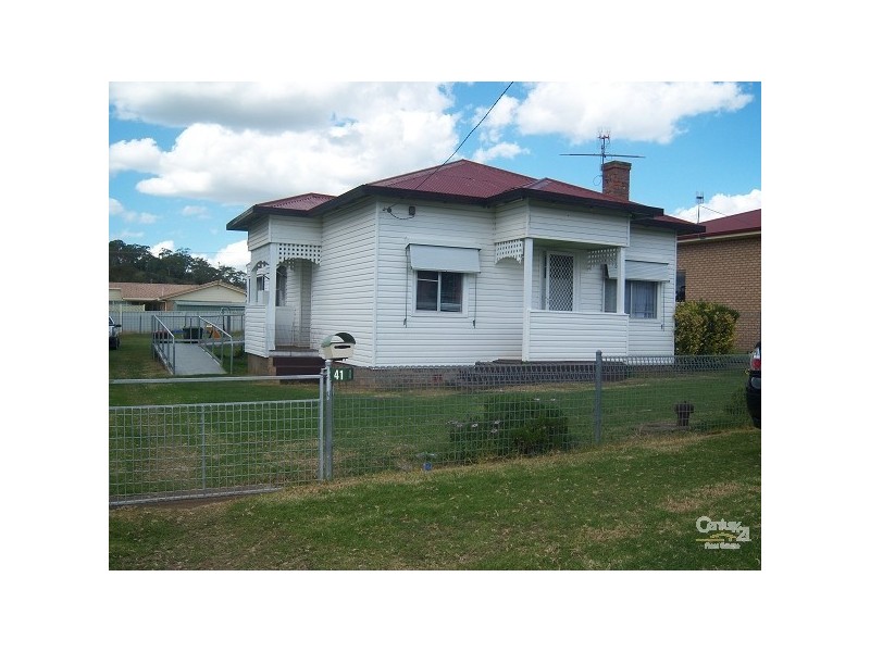 41 Pitt Street, Glen Innes NSW 2370