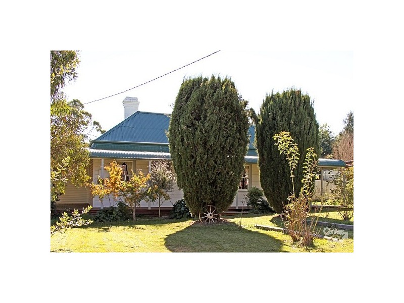 252 Meade Street, Glen Innes NSW 2370