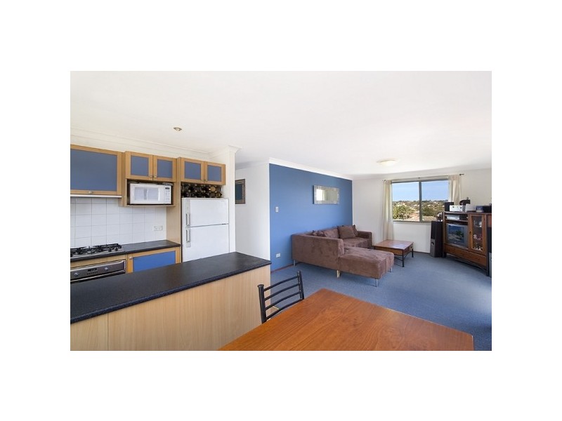 2/48 LASSETER AVENUE, Chifley NSW 2036