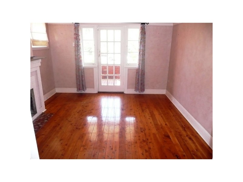 30 VERNON AVENUE, Eastlakes NSW 2018