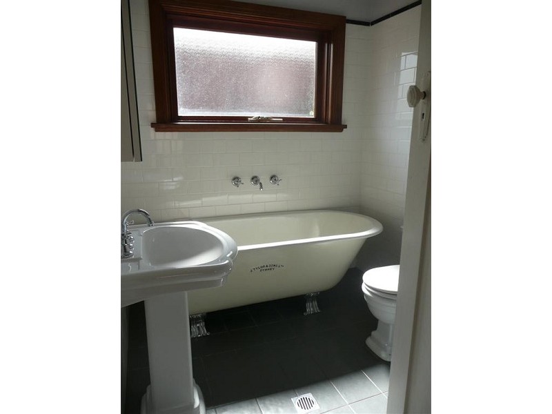 30 VERNON AVENUE, Eastlakes NSW 2018