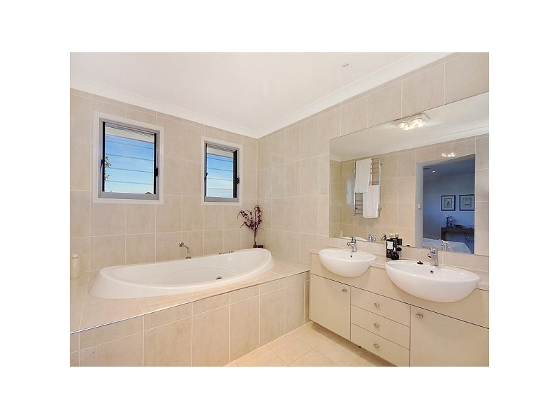 17 HOLT STREET, North Ryde NSW 2113