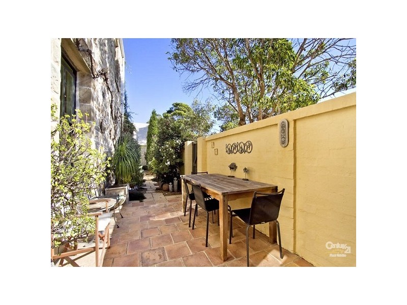 2 Bishops Avenue, Clovelly NSW 2031