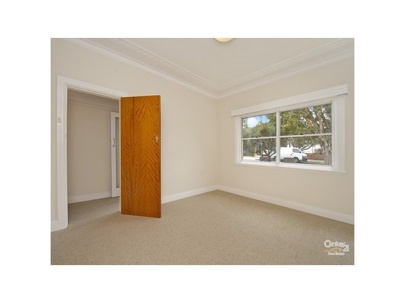 6 Grafton Street, Eastlakes NSW 2018