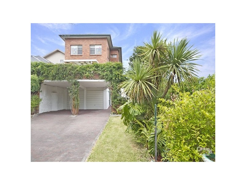 32 Waterview, Carlton NSW 2218