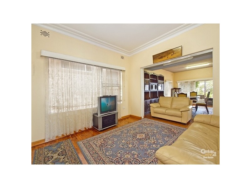 32 Waterview, Carlton NSW 2218