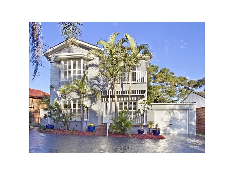 87 Macquarie St, Chifley NSW 2036