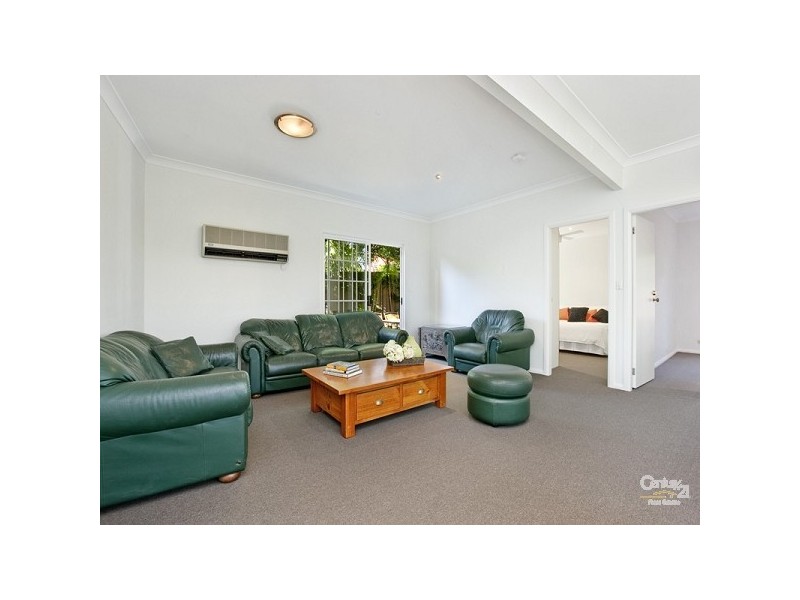 87 Macquarie St, Chifley NSW 2036