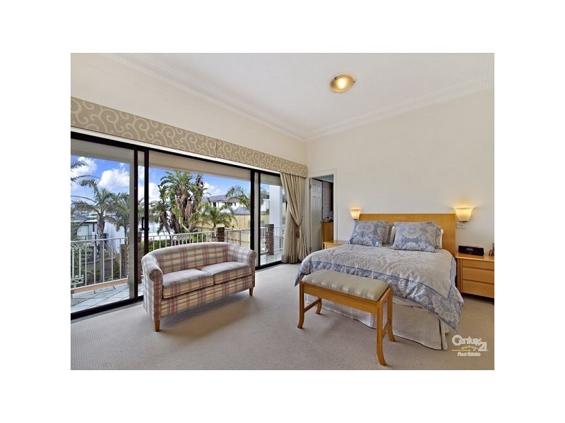 11 Edgecliffe Avenue, South Coogee NSW 2034