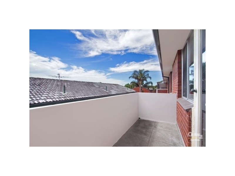 16/27 Dover Road, Botany NSW 2019