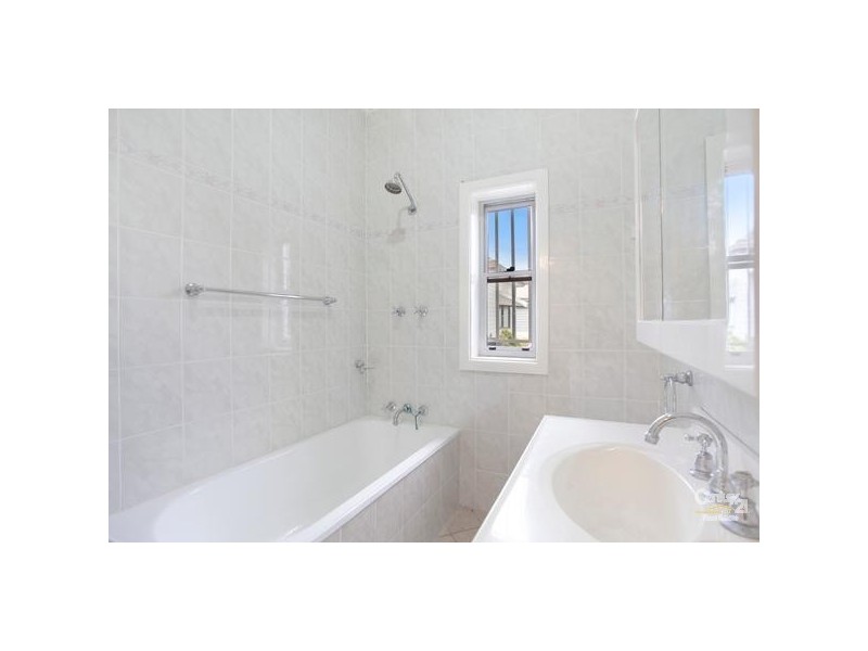 48 Trevelyan Street, Botany NSW 2019