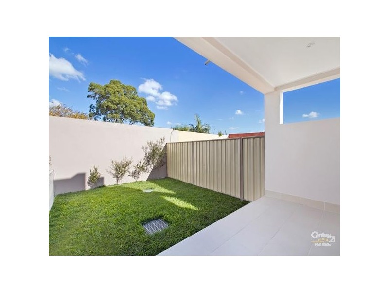 41 Universal Street, Eastlakes NSW 2018