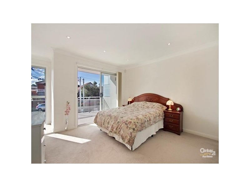 41 Universal Street, Eastlakes NSW 2018