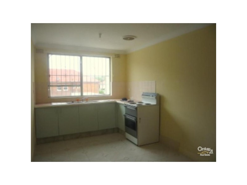 2/39 Mckeon Street enter via rear lane off Fenton Avenue, Maroubra NSW 2035