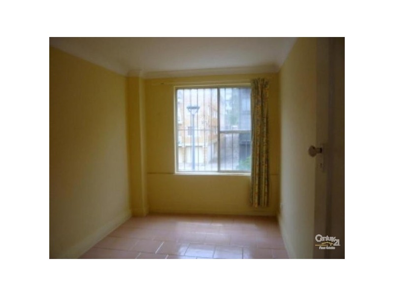 2/39 Mckeon Street enter via rear lane off Fenton Avenue, Maroubra NSW 2035