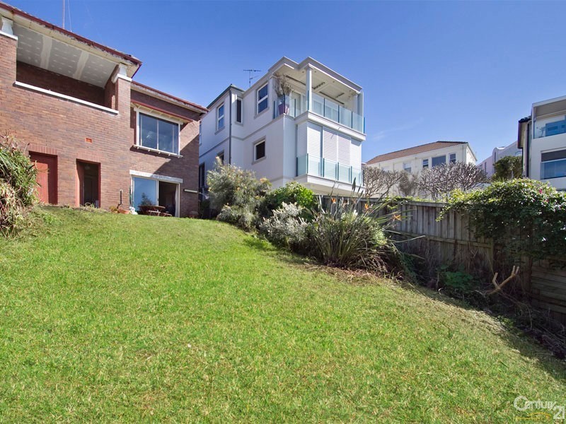 35 Mermaid Avenue, Maroubra NSW 2035