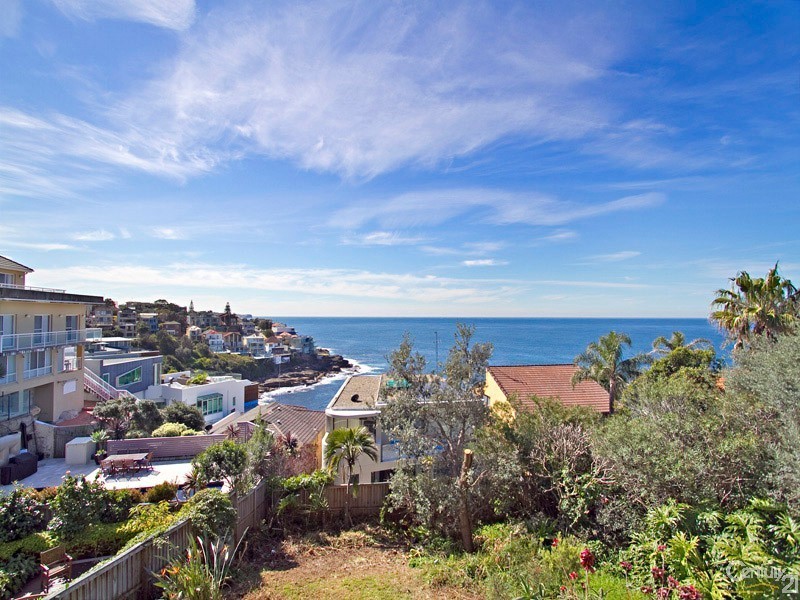 35 Mermaid Avenue, Maroubra NSW 2035