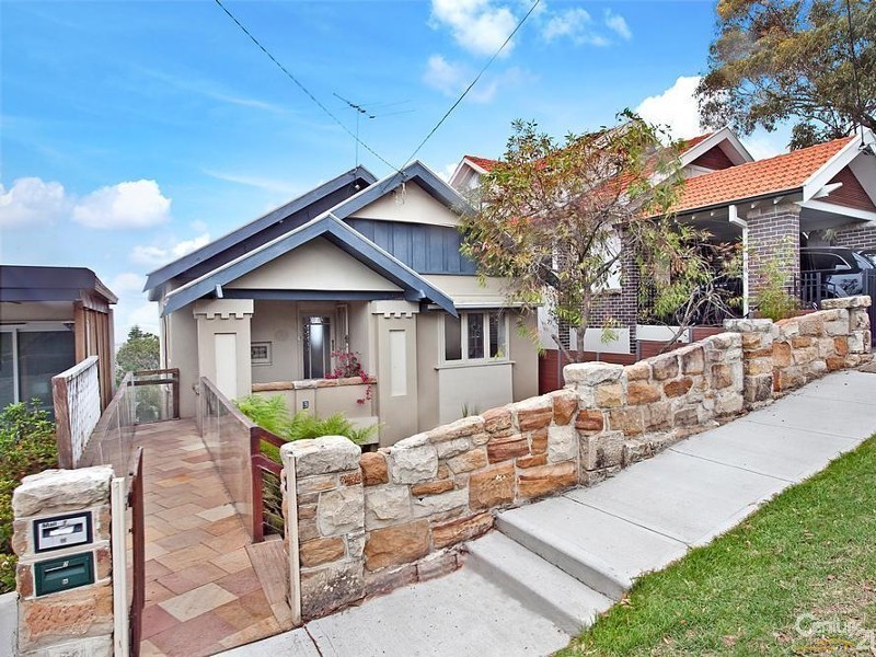 3 Seaview Street, Clovelly NSW 2031