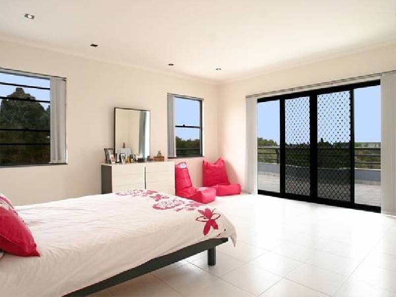 75 WASSELL STREET, Chifley NSW 2036