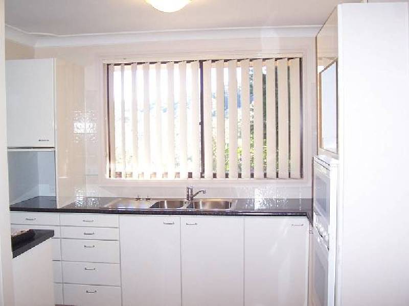 14 Holland Close, Springfield NSW 2250