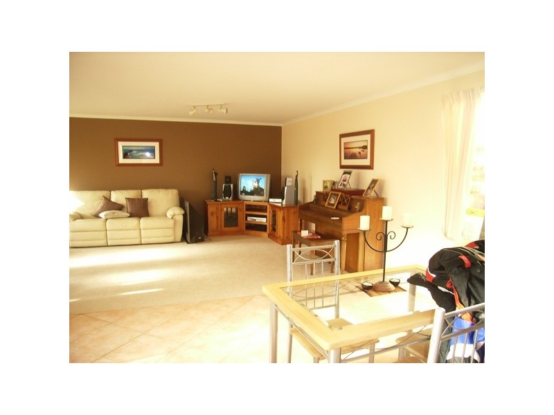 49 Woodview Avenue, Lisarow NSW 2250