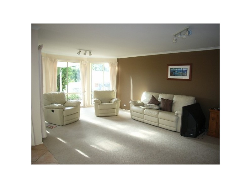 49 Woodview Avenue, Lisarow NSW 2250