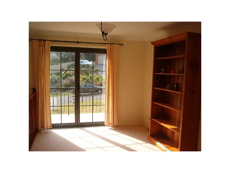 Erina NSW 2250