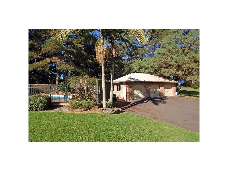 RMB 5756 Oak rd, Matcham NSW 2250