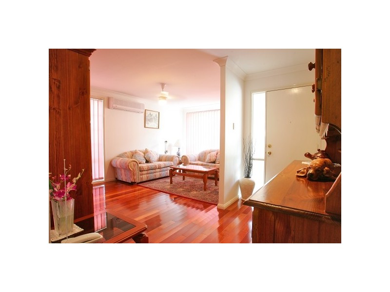 25A Katherine Crescent, Green Point NSW 2251