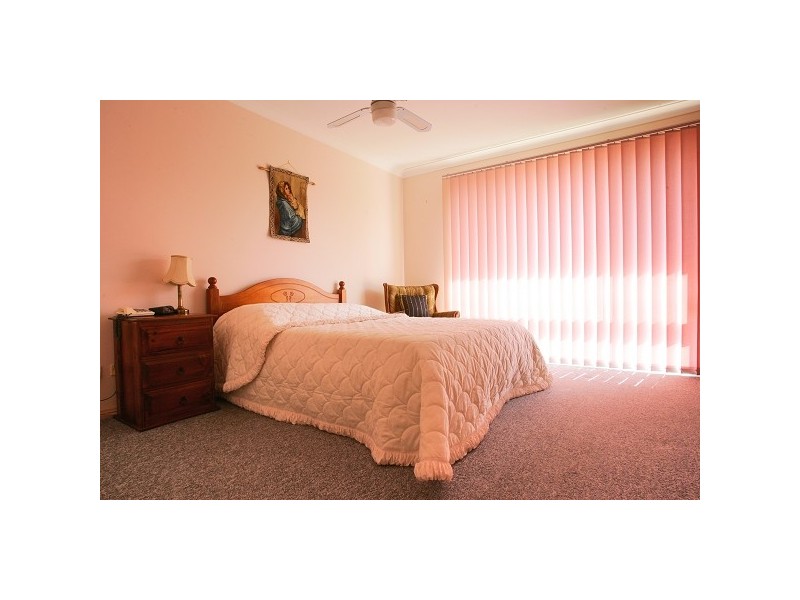 25A Katherine Crescent, Green Point NSW 2251