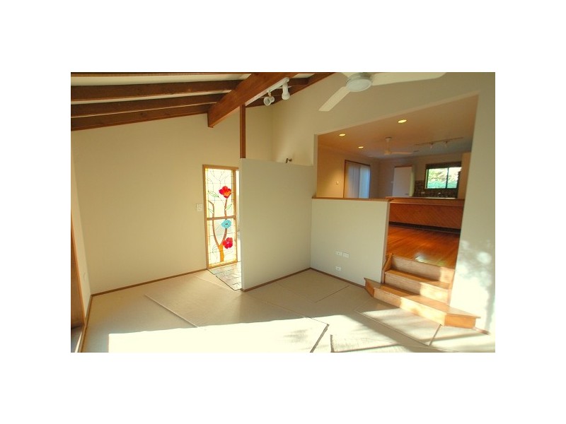 6 Duncan Road, North Avoca NSW 2260