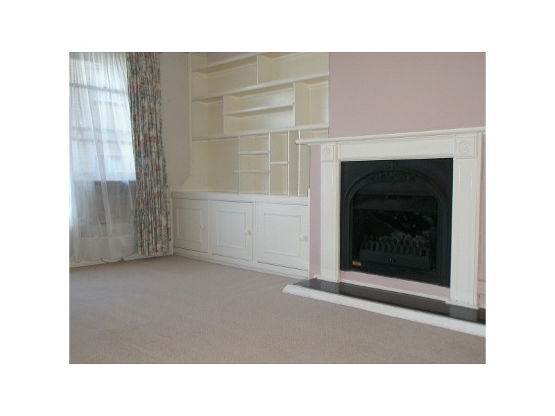 11 Masons Parade, Point Frederick NSW 2250