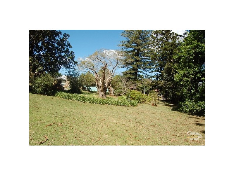 1 Wyoming rd, Wyoming NSW 2250