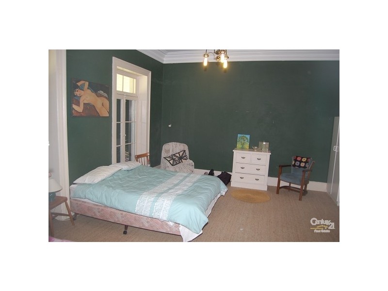 1 Wyoming rd, Wyoming NSW 2250