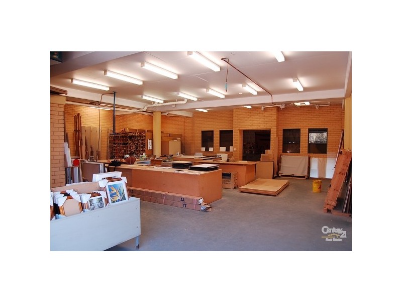 37 Young Street, West Gosford NSW 2250