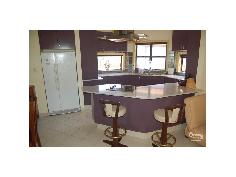 37 Young Street, West Gosford NSW 2250