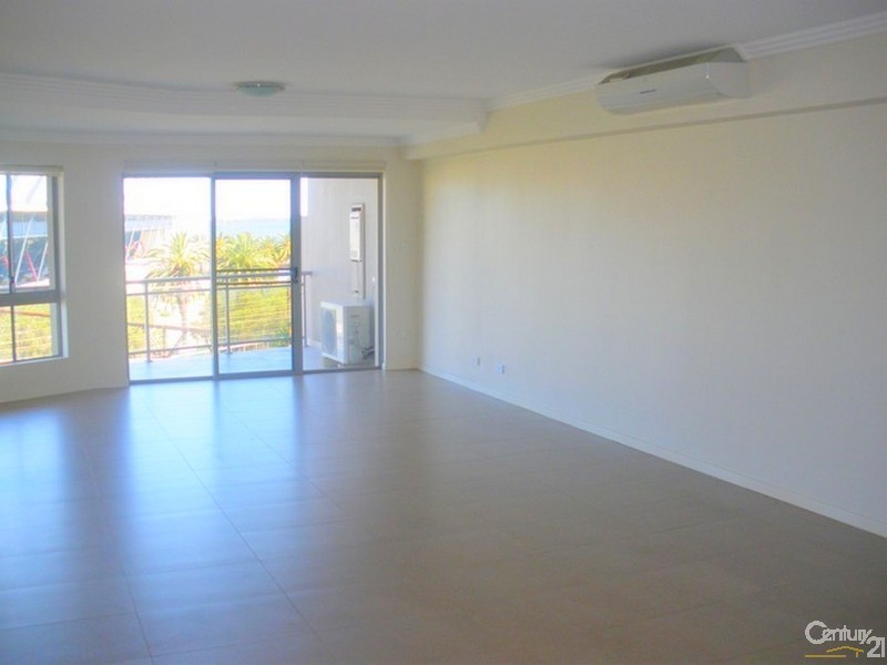 4/2a Cape st, Gosford NSW 2250