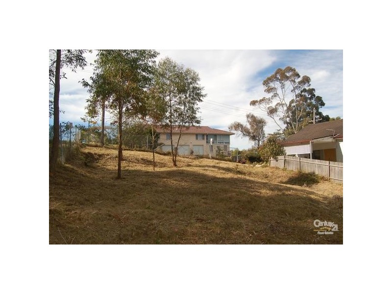 16 Batley St, Gosford NSW 2250