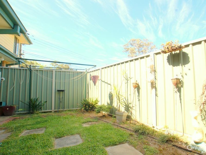 2/2 Bradys Gully rd, North Gosford NSW 2250