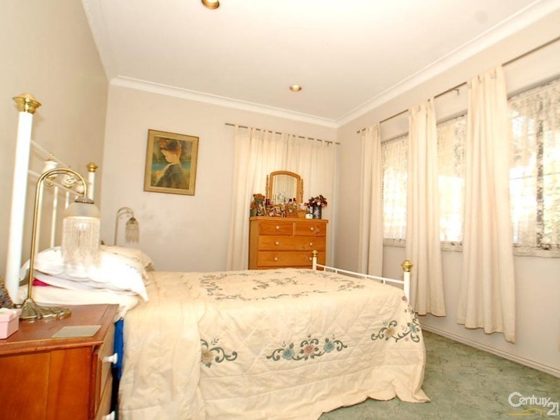 64 Cary st, Wyoming NSW 2250