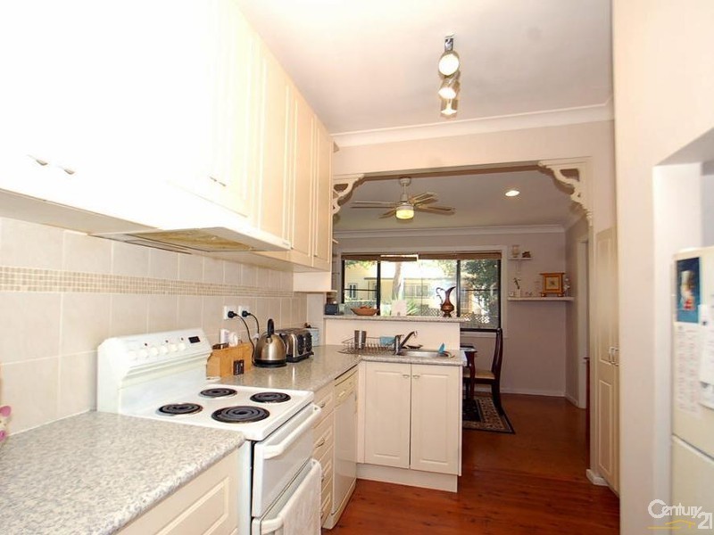 64 Cary st, Wyoming NSW 2250