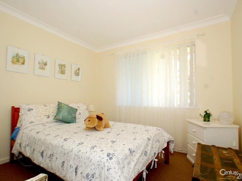 1 Maranoa Street, Wyoming NSW 2250