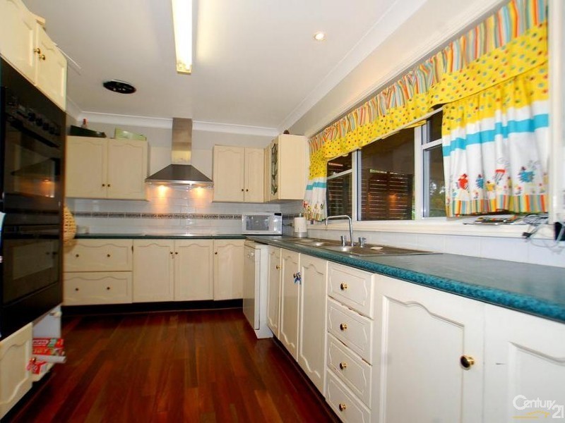 37 Plateau Road, North Gosford NSW 2250