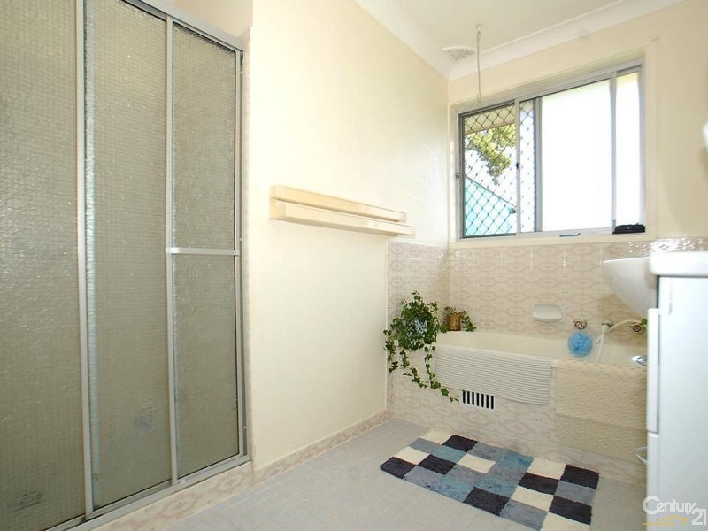 712 Pacific Highway, Narara NSW 2250